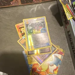 Nintendo Pokemon TCG Legendary Collection Tin Mixed Card Lot Charizard Aurorus - Image 3