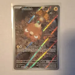 The Pokemon Company Pokemon Stunfisk Illustration Rare Holo Sv08 202/191 - Image 1