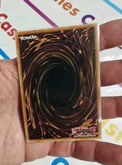 CARTA YU-GI-OH MAGO NERO 1* ED ULTRA RARA DUSA-IT100 - Image 2