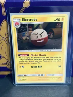 Electrode 39/181 Sm-Team Up Holo Rare Pokemon Card NM - Image 1