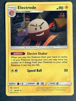 Electrode 39/181 Sm-Team Up Holo Rare Pokemon Card NM - Image 2