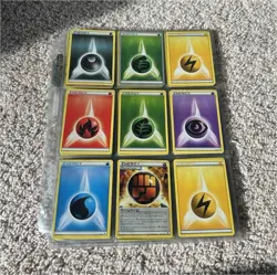 Pokemon Charizard EX, Pikachu, Rayquaza & Squirtle Mixed Card Lot - Energy - Image 1