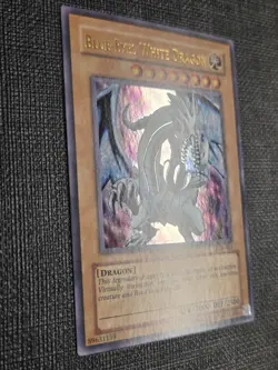 Blue-Eyes White Dragon LOB-001 Ultra Rare Yugioh Unlimited Edition NM - Image 3