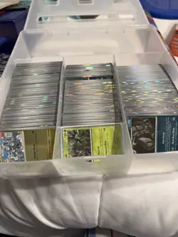 Pokemon Holo and Reverse Holo Lot Over 600 Cards Total NM/M - Image 3