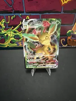 Pokemon TCG Leafeon VMAX Ultra Rare Holo Card SWSH Evolving Skies 008/203 - Image 1