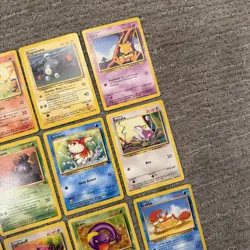 Vintage 1999 Pokemon Cards Lot 25 Base Jungle Fossil LP/NM No Duplicates WOTC #J - Image 4