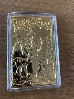 Pokemon Special Edition 23 karat Gold Plated Trading Card / #06 Charizard - Image 2