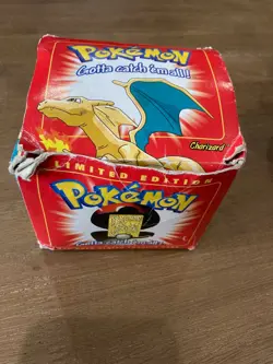 Pokemon Special Edition 23 karat Gold Plated Trading Card / #06 Charizard - Image 4