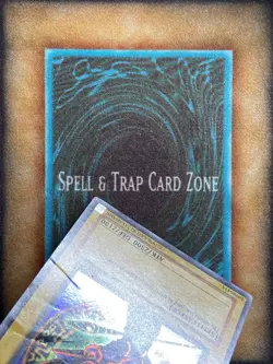 Yugioh Dark Magician LOB-005 Ultra Rare Original Print HP - Image 4