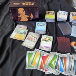 Pokemon TCG Bulk Card Lot 300+ cards Obsidian Flames + case + dice - Image 2