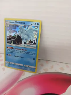 Alolan Ninetales 28/147 Cracked Ice Holo Burning Shadows Pokemon TCG Near Mint - Image 3