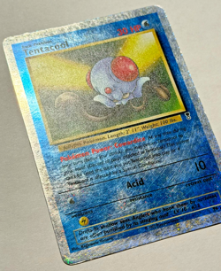 2002 Pokemon Card Game Legendary Collection Tentacool Reverse Holo 96/110 HP - Image 2