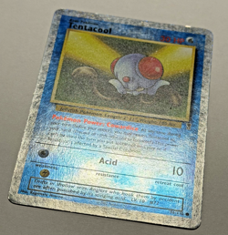 2002 Pokemon Card Game Legendary Collection Tentacool Reverse Holo 96/110 HP - Image 3