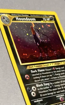 Pokemon TCG Houndoom 8/64 Neo Revelation Double Holo Error 2001 - Image 3
