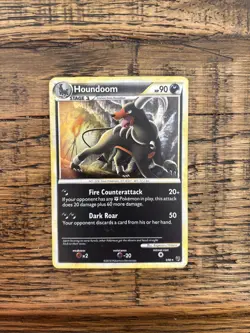 Houndoom 5/90 Holo Rare Raw Pokemon Undaunted Card Lp - Image 1