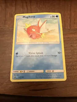 POKEMON Trading Card Basic Magikarp HP30 19/70 2018 - Image 1