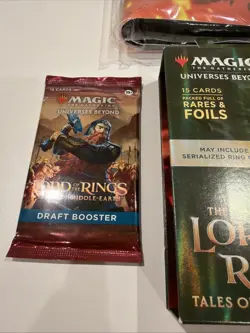 Magic The Gathering Lord of the Rings Collector Booster Pack Plus Binder + Packs 195166205274 - Image 5