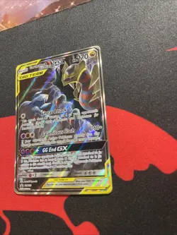 Pokemon TCG Garchomp & Giratina GX SM193 Sun & Moon Promo Damaged - Image 3