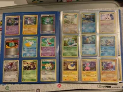 B30 POKEMON TCG BINDER COLLECTION LOT ALL 10 YEARS OLD+ PIKACHU RARE HOLO REV - Image 2
