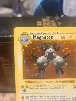 Pokemon TCG Magneton Base Set 9/102 Holo Shadowless Holo Rare - Image 2