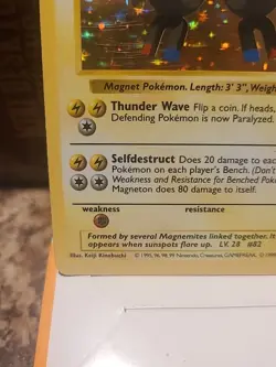 Pokemon TCG Magneton Base Set 9/102 Holo Shadowless Holo Rare - Image 5