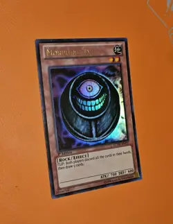 Yugioh Morphing Jar Ultra Rare 1st Edition LCYW-EN121 Near Mint - Image 1