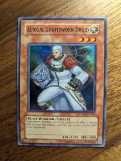Yu-Gi-Oh! Aurkus, Lightsworn Druid LODT-EN081 Unlimited Super Rare NM/M - Image 1