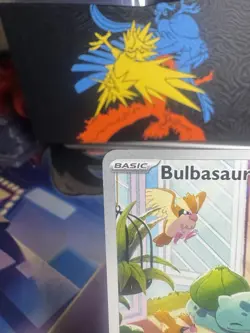 Pokemon TCG Bulbasaur Stellar Crown Illustration - Image 2