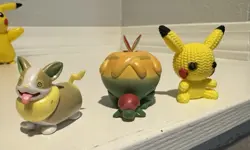 Mixed Lot Of 18 POKEMON Characters & Items - Image 3