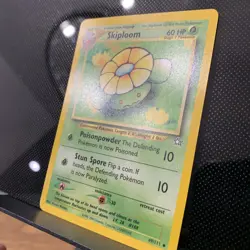 Skiploom Pokemon Card TCG 49/111 Neo Genesis Regular Unlimited NM Atsuko Nishida - Image 2