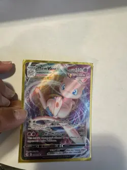 Mew VMAX Ultra Rare Holo Full Art 114/264 Fusion Strike 310 HP Pokemon Card - Image 1