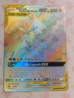 2019 Pokemon SM Hidden Fates Moltres Zapdos Articuno FA Rainbow #69/68 NM - Image 1