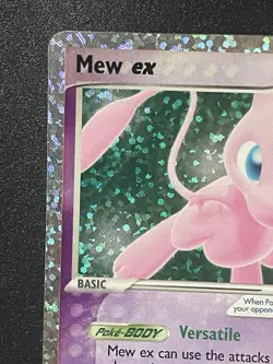 Mew EX (Celebrations) 88/92 Pokemon Card Near Mint holo - Image 3