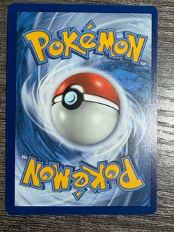 POKEMON NON HOLO SURFING PIKACHU 111/108 RARE EVOLUTIONS NEW ARCEUS SLEEVE LP-NM - Image 4
