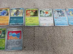 73 Pokemon Cards Lot / 17 Holographic - Image 4