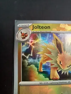 Pokemon Jolteon MASTER BALL Pattern 029/131 Prismatic Evolutions Reverse Holo - Image 2