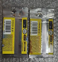 1999 Pokemon Long Crimp Base Set Booster Pack Charizard & Blastiose 2 packs - Image 2