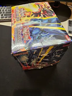 Yu-Gi-Oh! Egyptian God Deck Unlimited Display Box Slifer & Obelisk (8 Decks) - Image 2