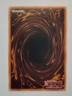 Dark Magician CT13-EN003 Ultra Rare Limited Edition 2016 Mega-Tins Yu-Gi-Oh! LP - Image 2