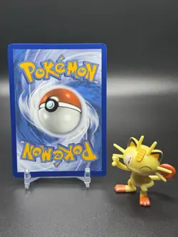 Jolteon V SWSH151 SWSH: Sword & Shield Promo Cards Holo - Image 2