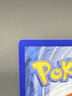 Pokemon Mew TCG Card Celebrations 011/025 Holo Rare 2021 25th Anniversary - Image 3