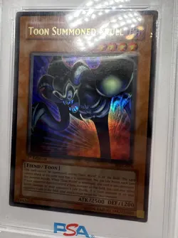 PSA 8 Yu-Gi-Oh! Magic Ruler 1st Edition Toon Summoned Skull MRL-073 Near mint - Image 4