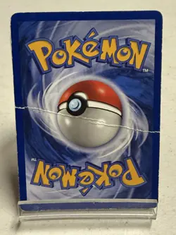 Vintage Pokemon 3 Card Lot Hitmonchan Moltres Magneton DAMAGED - Image 5