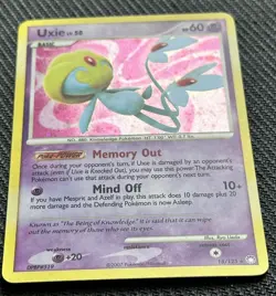 2007 Pokemon Diamond & Pearl Mysterious Treasures Uxie Holo #18/123 MP/LP - Image 4