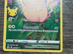 POKEMON FULL ART PIKACHU 005/025 RARE CELEBRATIONS 2021 LP-NM + ARCEUS SLEEVE - Image 3