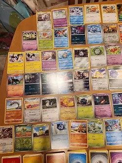 Pokemon Cards Lot. More Than 290. Includes 4 Unopened Packs. - Image 2