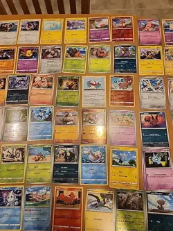 Pokemon Cards Lot. More Than 290. Includes 4 Unopened Packs. - Image 5