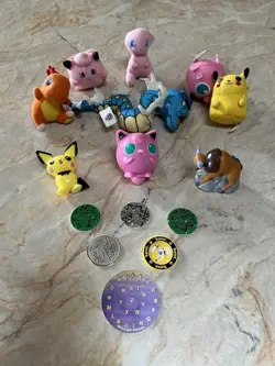 Lot of 15 Rare Vintage Pokemon Coins + Figures 1998-2001 WOTC Pokemon TCG - Image 1