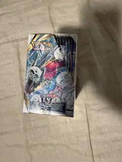 Pokemon Sword & Shield Silver Tempest Booster Box - 36 Cards 820650860911 - Image 3