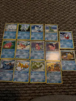 Pokemon TCG 40 Card Lot - Horsea, Buizel, Cryogonal, Piloswine (all water type) - Image 2